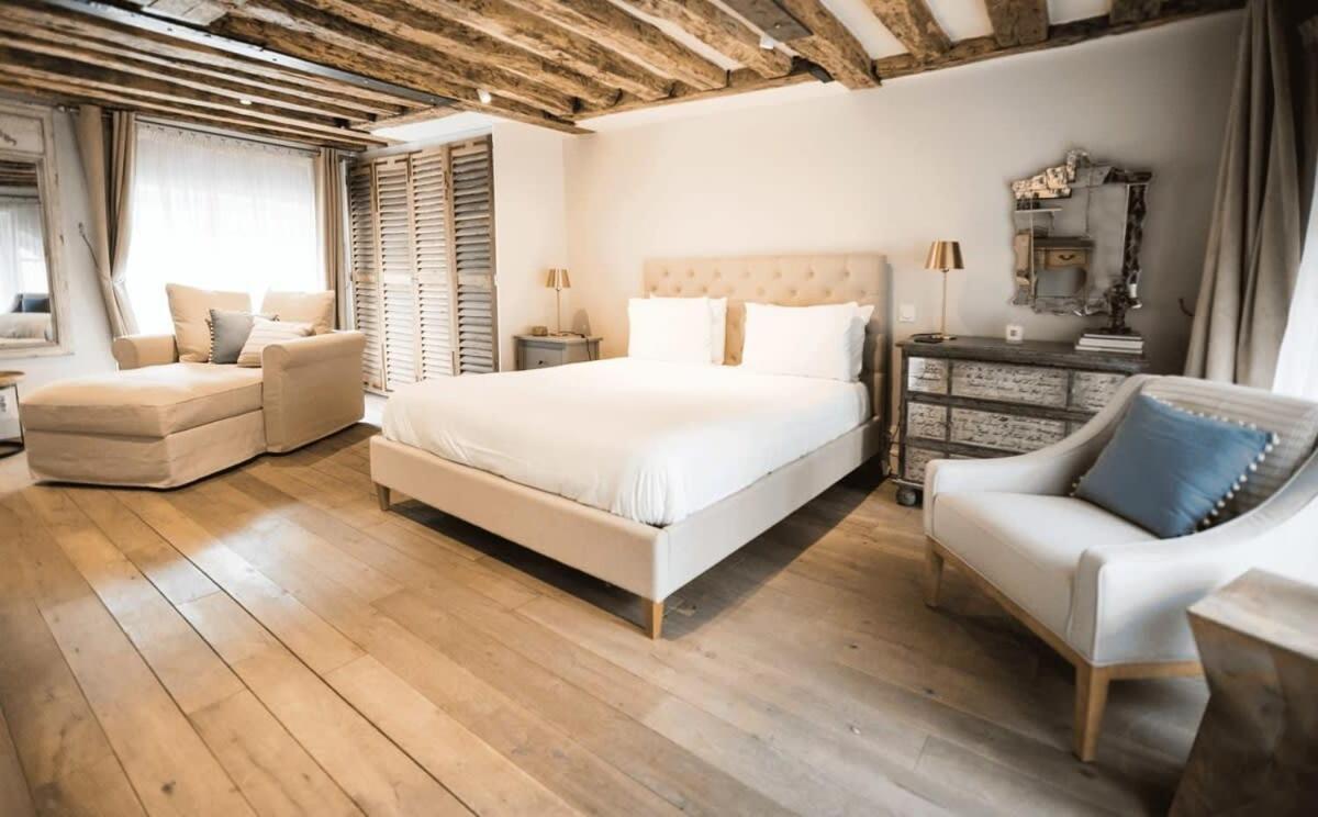 Classy Bourgeois - Chic 2 Bedroom In Le Marais Parigi
